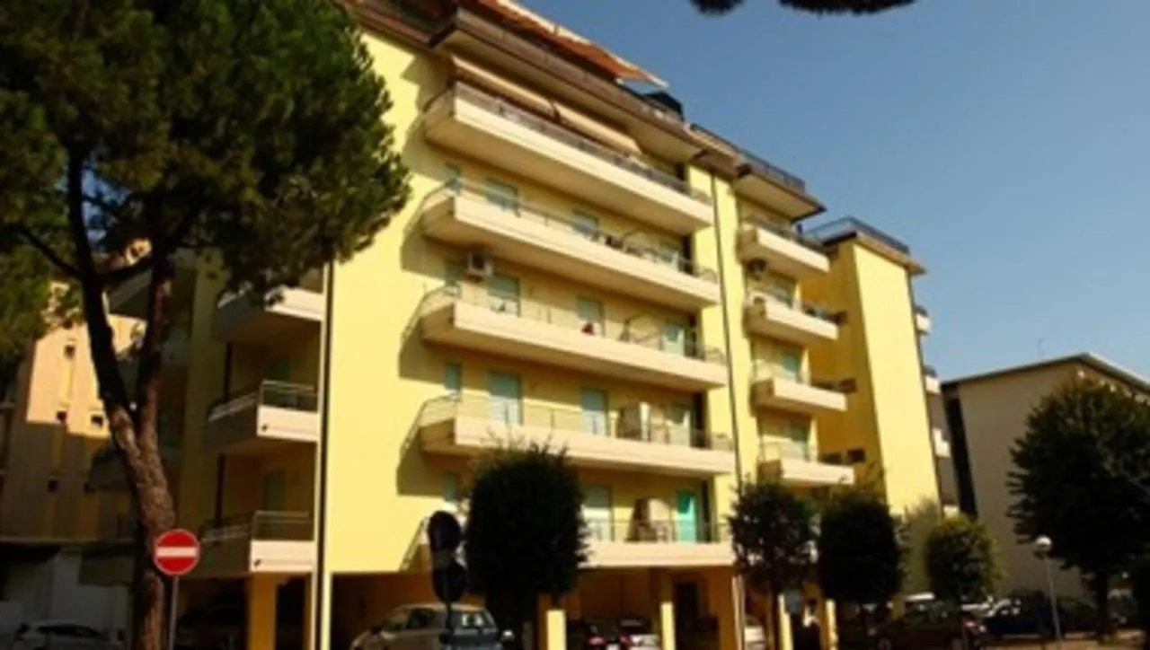 Modern Flat With Terrace Near The Sea - Beahost Apartment Bibione